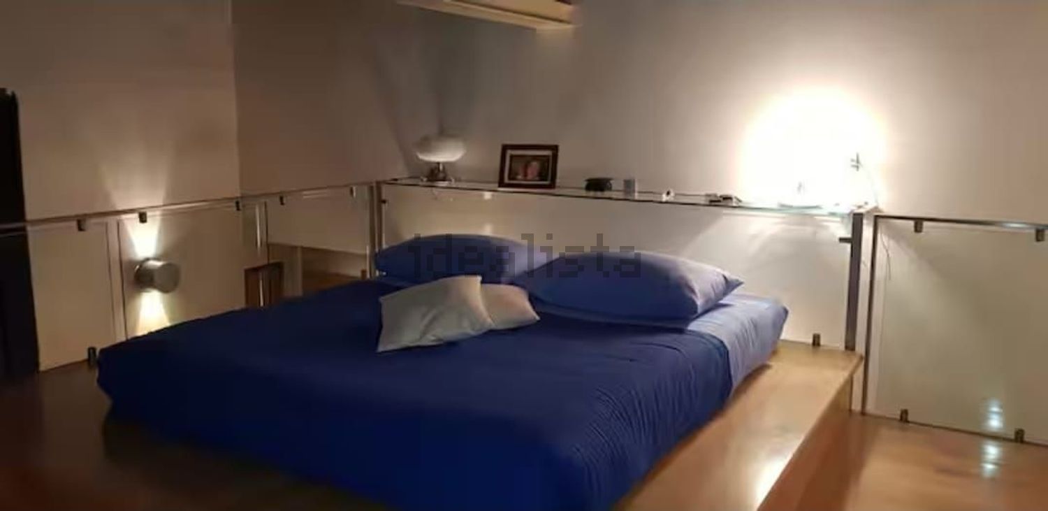 appartamento in vendita a Napoli in zona Chiaia