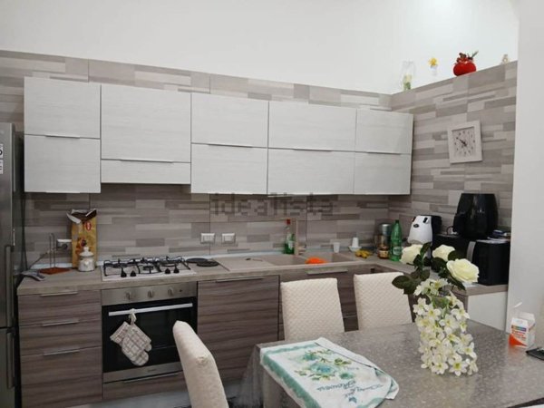 appartamento in vendita a Napoli in zona Fuorigrotta