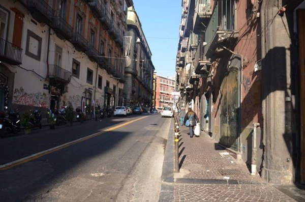 negozio in vendita a Napoli