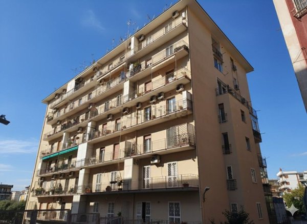 appartamento in vendita a Napoli in zona Fuorigrotta