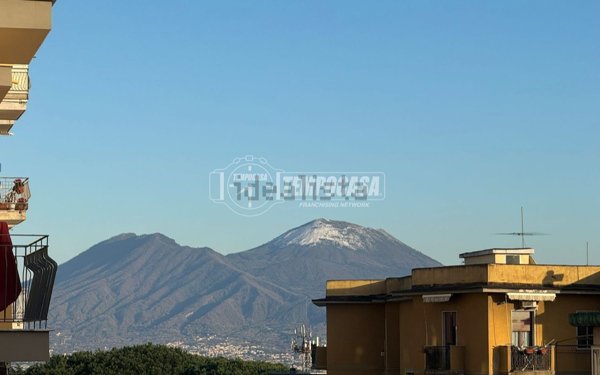 appartamento in vendita a Napoli in zona Capodimonte / Colli Aminei