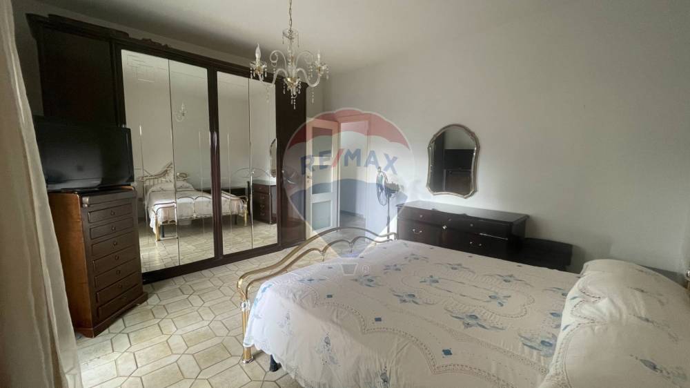 appartamento in vendita a Napoli in zona Pianura