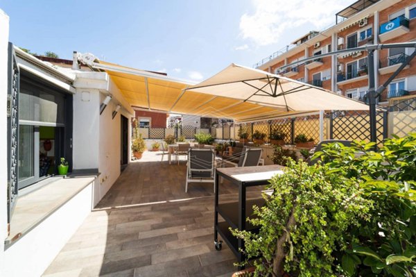 appartamento in vendita a Napoli in zona Vomero