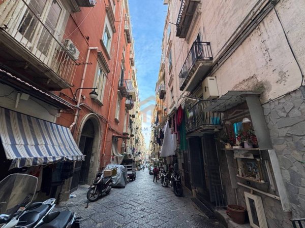 appartamento in vendita a Napoli in zona San Ferdinando