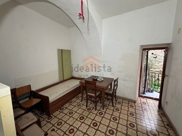 appartamento in vendita a Napoli in zona San Ferdinando