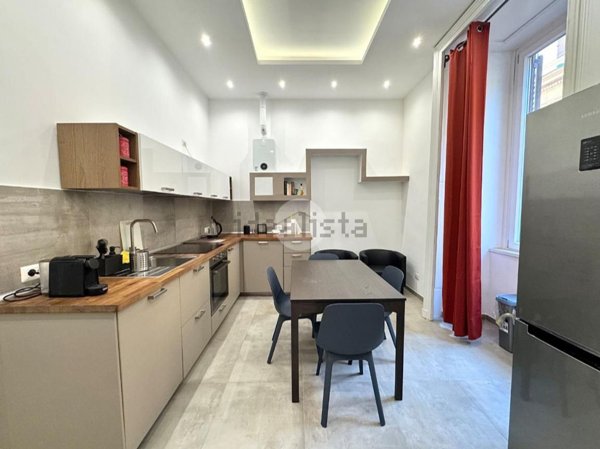 appartamento in vendita a Napoli in zona Pendino / San Giuseppe