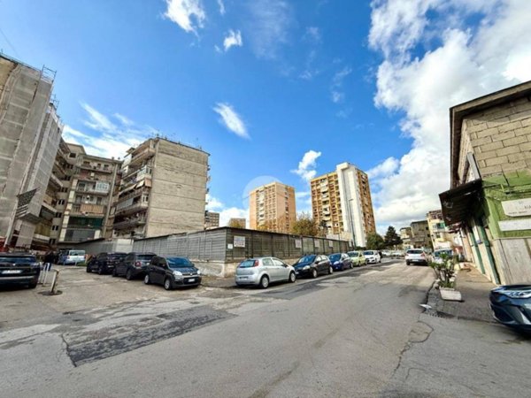 appartamento in vendita a Napoli in zona Secondigliano