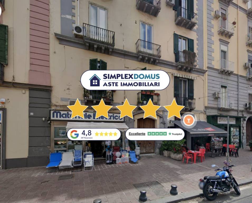 appartamento in vendita a Napoli in zona Stella