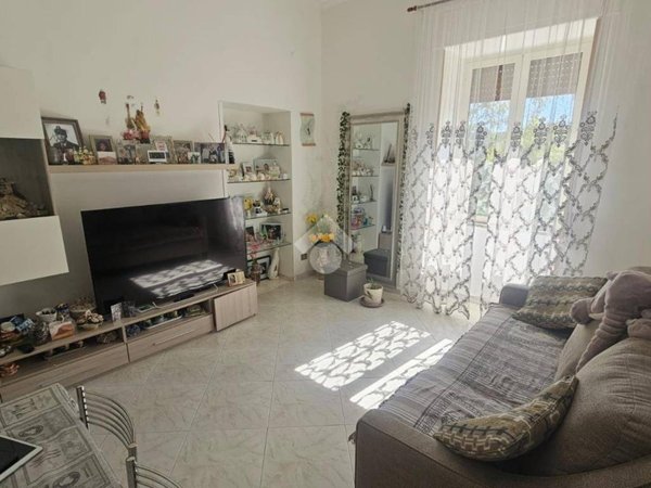 appartamento in vendita a Napoli in zona Bagnoli