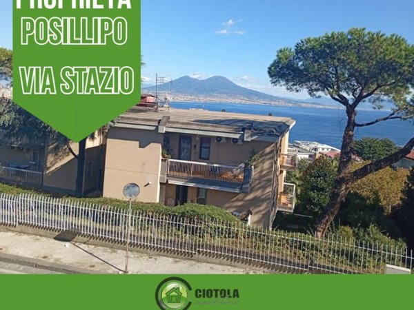 appartamento in vendita a Napoli in zona Posillipo