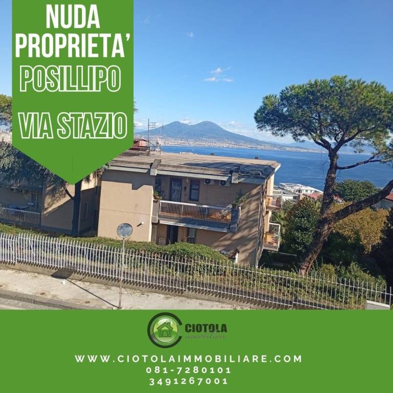 appartamento in vendita a Napoli in zona Posillipo
