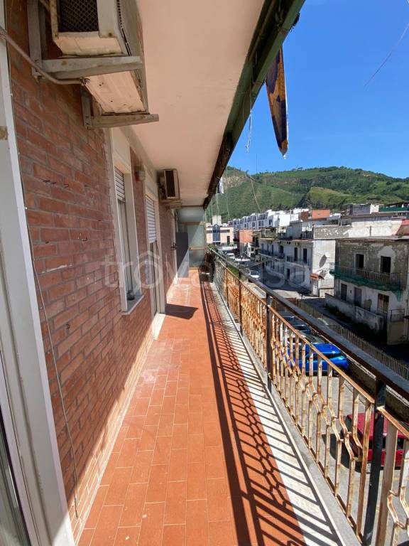 appartamento in vendita a Napoli in zona Soccavo