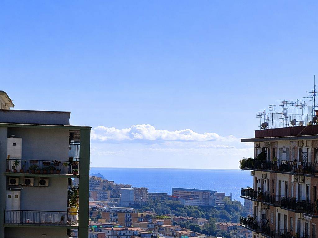 appartamento in vendita a Napoli in zona Vomero