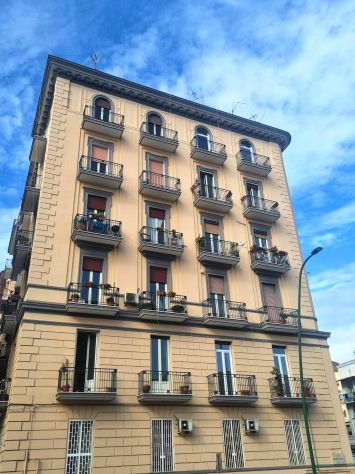 appartamento in vendita a Napoli in zona Arenella