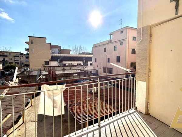appartamento in vendita a Napoli in zona Piscinola