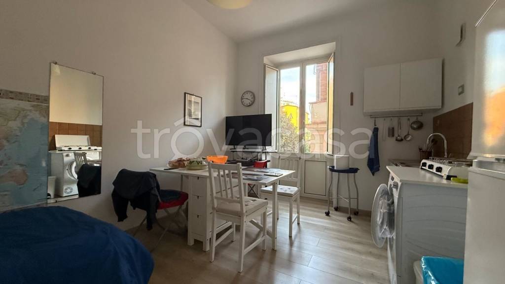 appartamento in vendita a Napoli in zona Bagnoli