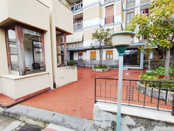 appartamento in vendita a Napoli in zona Soccavo