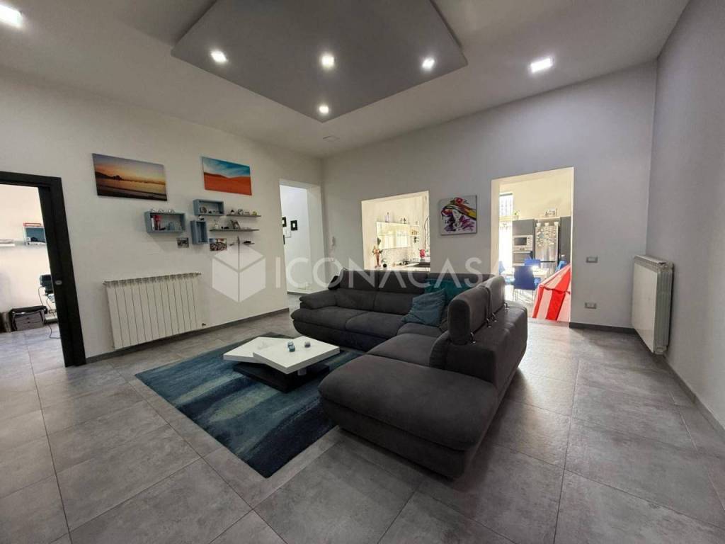 appartamento in vendita a Napoli in zona Avvocata