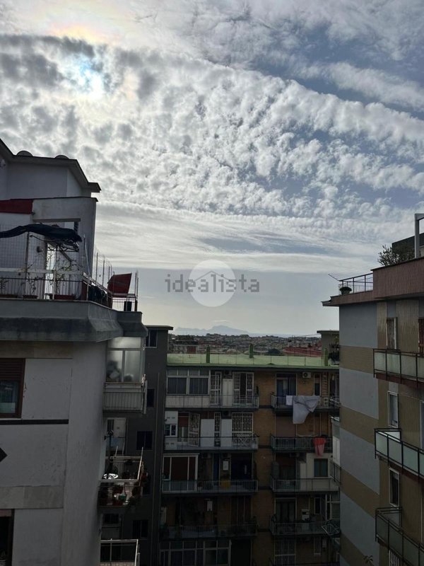 appartamento in vendita a Napoli in zona Arenella