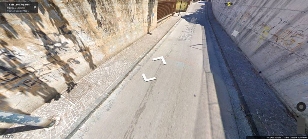 negozio in vendita a Napoli in zona Vomero