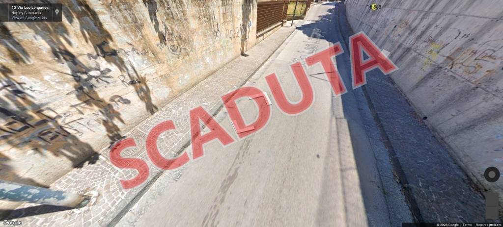 negozio in vendita a Napoli in zona Vomero