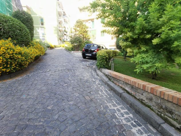 appartamento in vendita a Napoli in zona Bagnoli