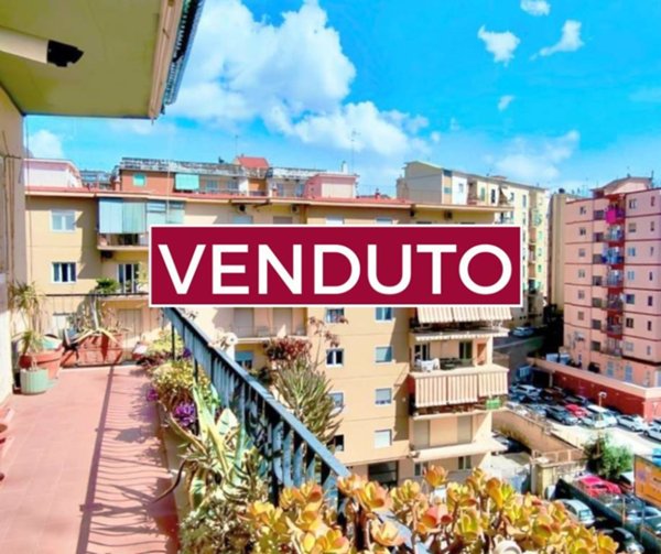 appartamento in vendita a Napoli in zona Arenella