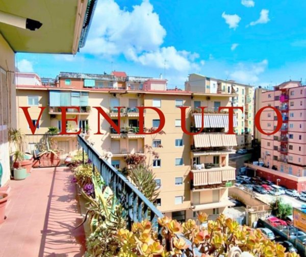appartamento in vendita a Napoli in zona Arenella