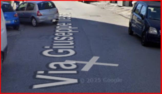 locale commerciale in vendita a Napoli in zona Bagnoli