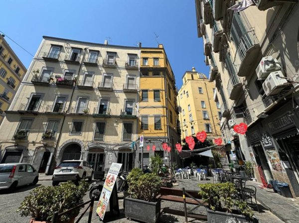 monolocale in vendita a Napoli