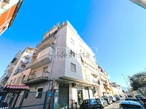 appartamento in vendita a Napoli in zona Mercato