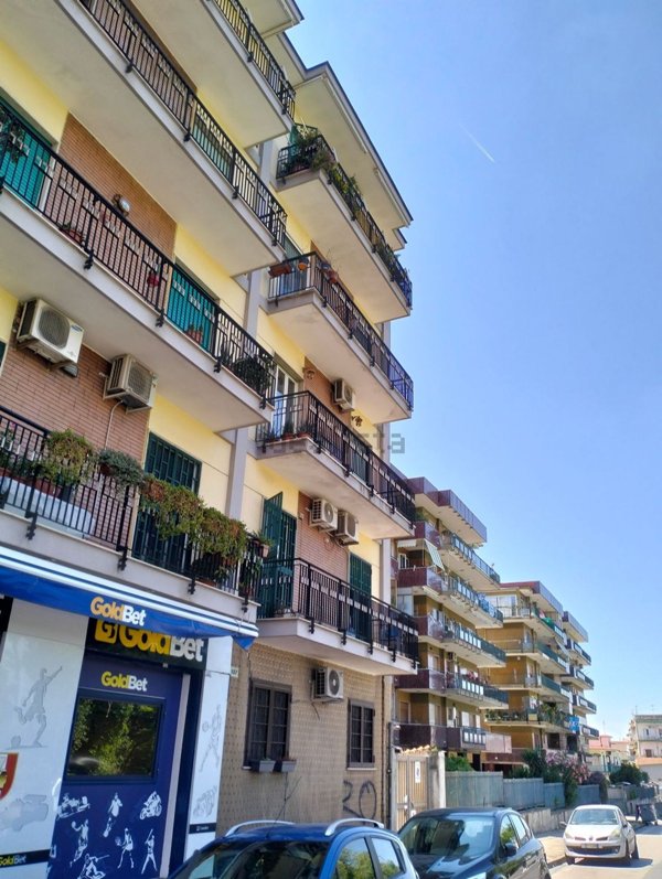 appartamento in vendita a Napoli in zona Marianella