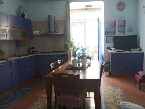 appartamento in vendita a Napoli in zona Arenella