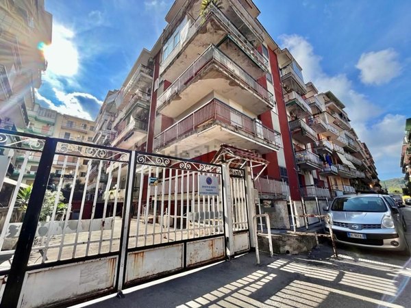 appartamento in vendita a Napoli in zona Pianura