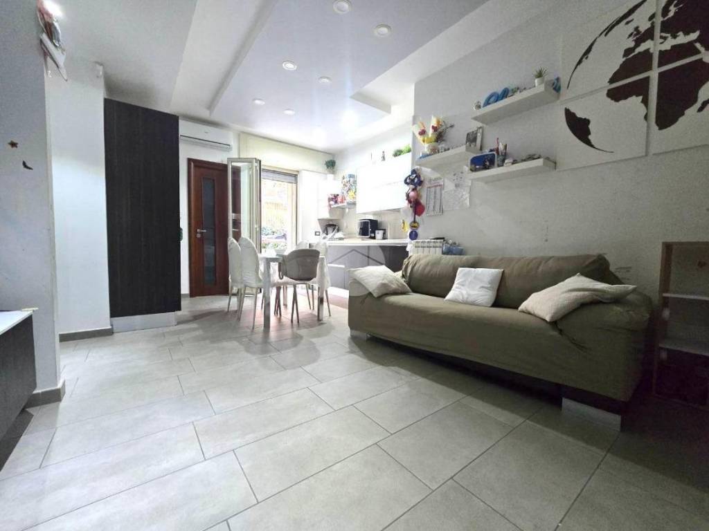 appartamento in vendita a Napoli in zona Vomero