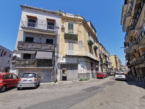 appartamento in vendita a Napoli in zona Ponticelli