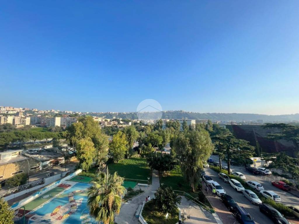 appartamento in vendita a Napoli in zona Bagnoli