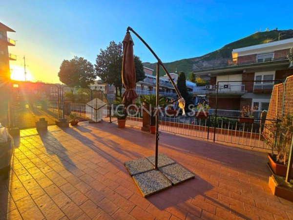 appartamento in vendita a Napoli in zona Soccavo