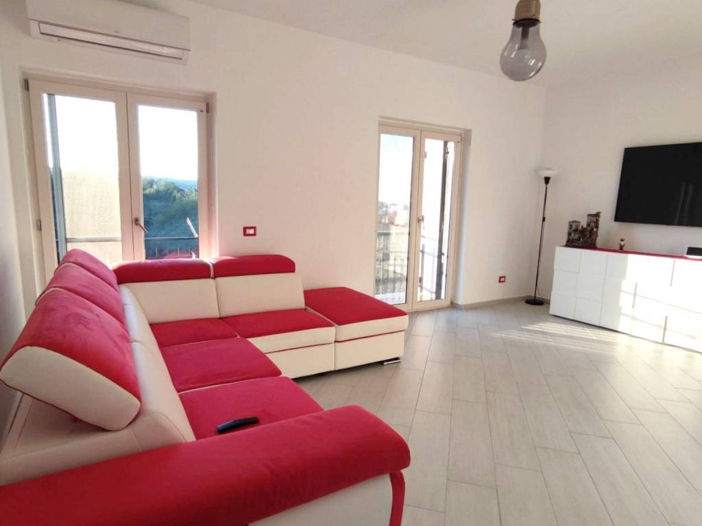 appartamento in vendita a Napoli in zona Chiaiano