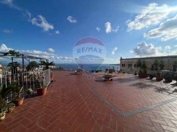 appartamento in vendita a Napoli in zona Vomero