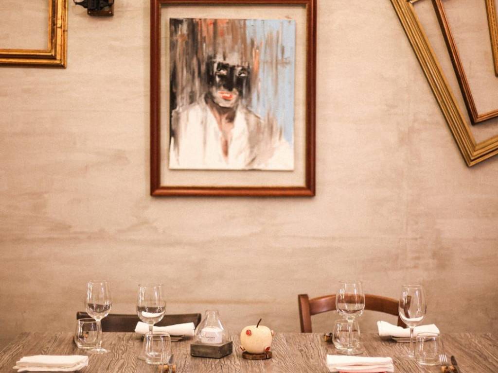 negozio in vendita a Napoli in zona Chiaia