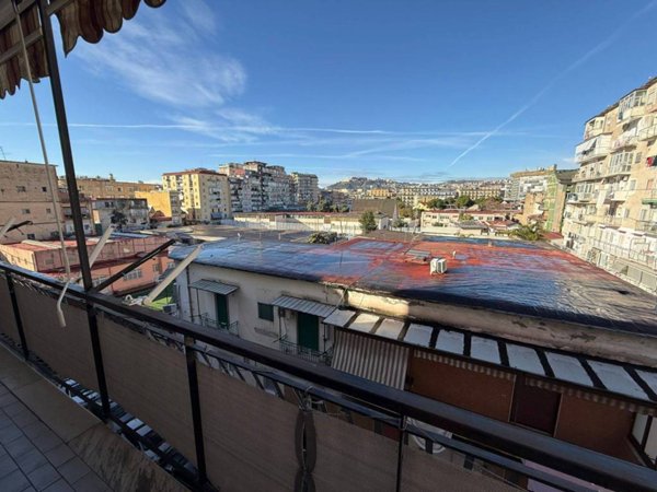 appartamento in vendita a Napoli