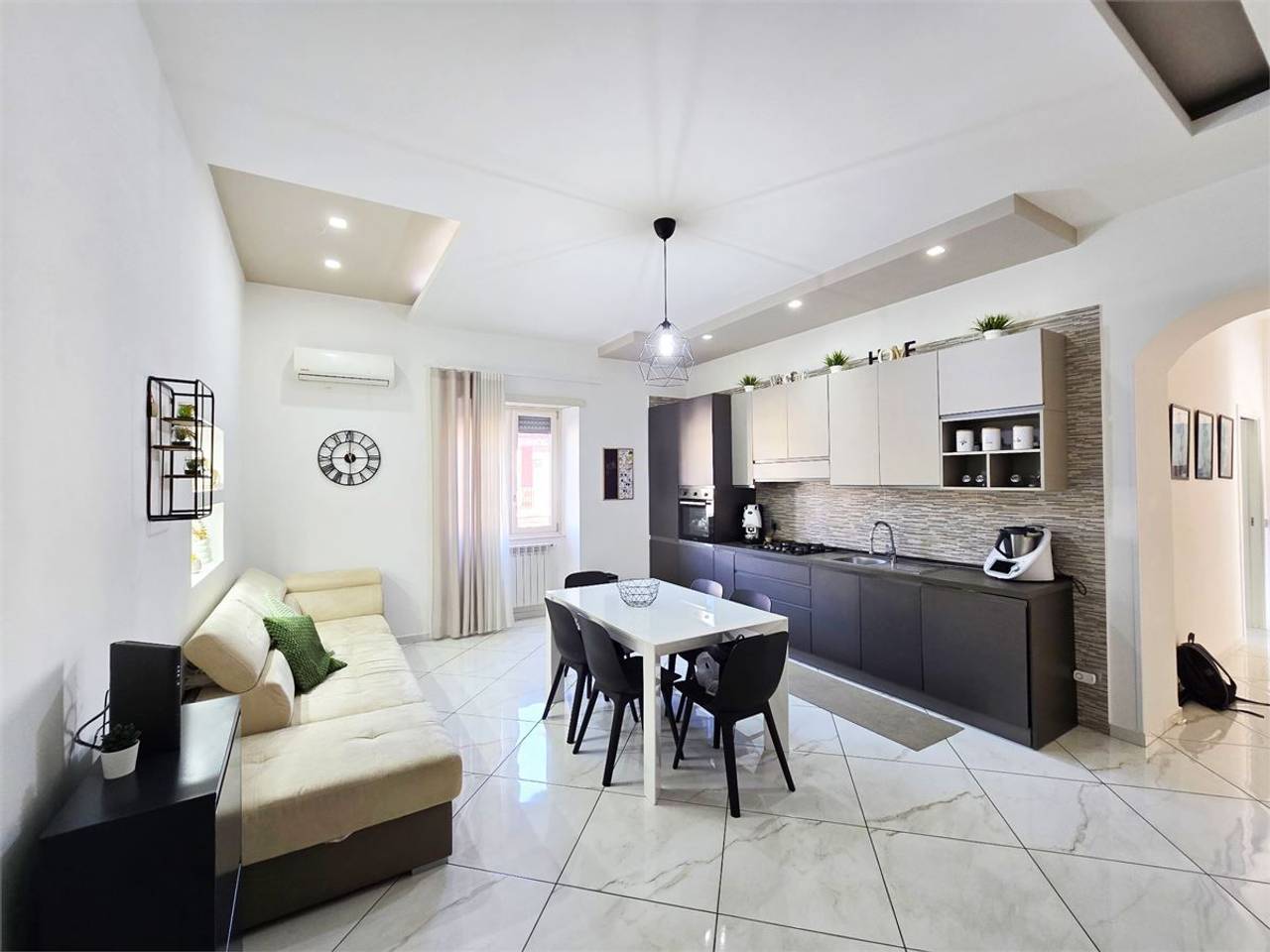 appartamento in vendita a Napoli in zona Ponticelli