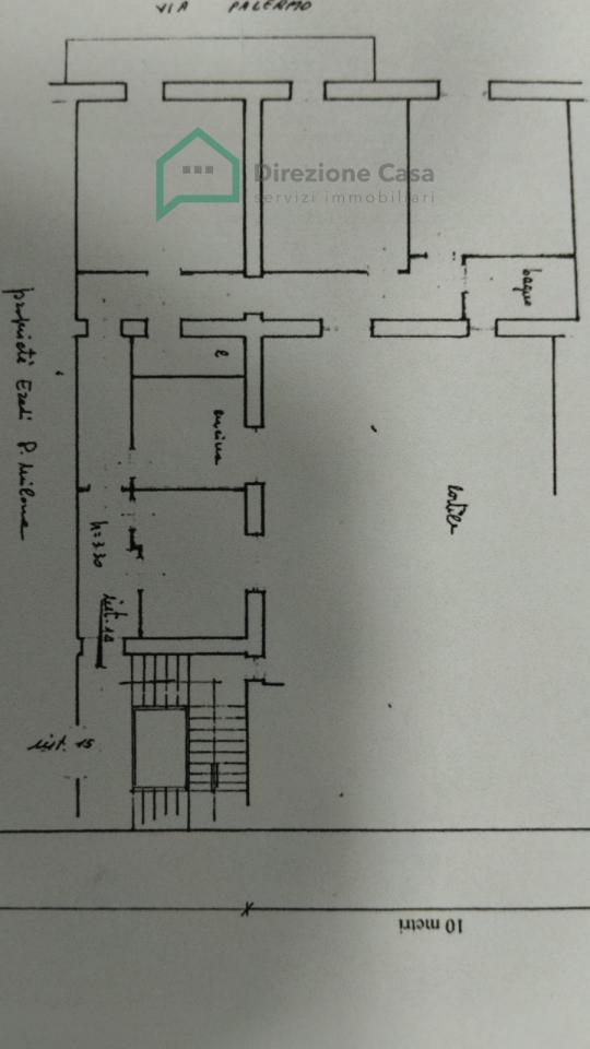 appartamento in vendita a Napoli in zona Zona Industriale-Ferrovia