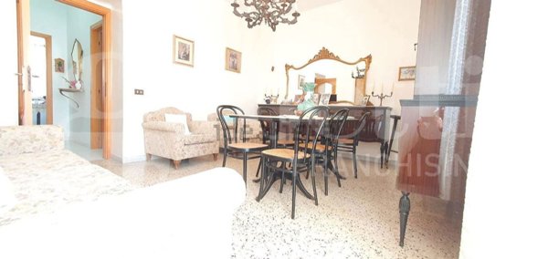 appartamento in vendita a Napoli in zona Bagnoli