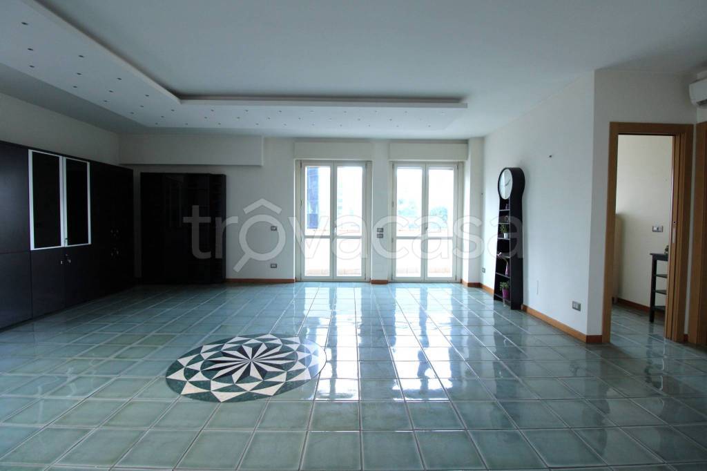 appartamento in vendita a Napoli in zona Poggioreale