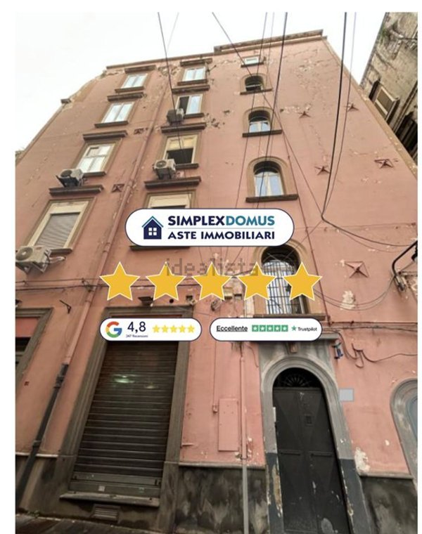 appartamento in vendita a Napoli in zona Mercato