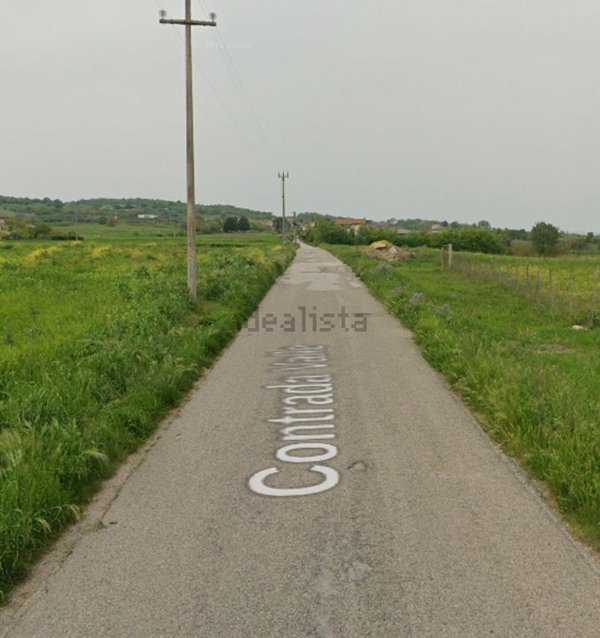 appartamento in vendita a Napoli in zona Poggioreale