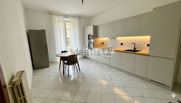 appartamento in vendita a Napoli in zona Fuorigrotta