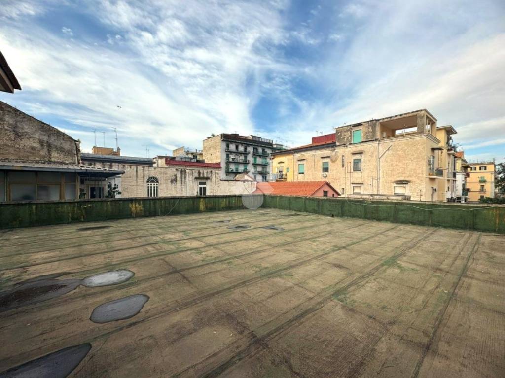 appartamento in vendita a Napoli in zona Secondigliano
